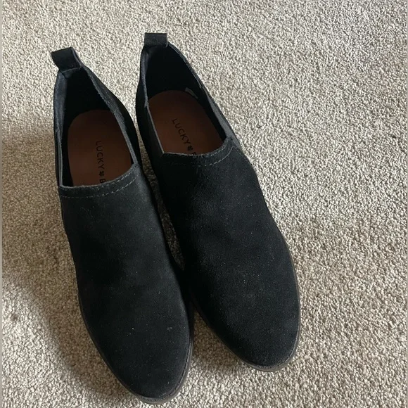 Lucky Brand 7.5M black booties - Picture 2 of 4